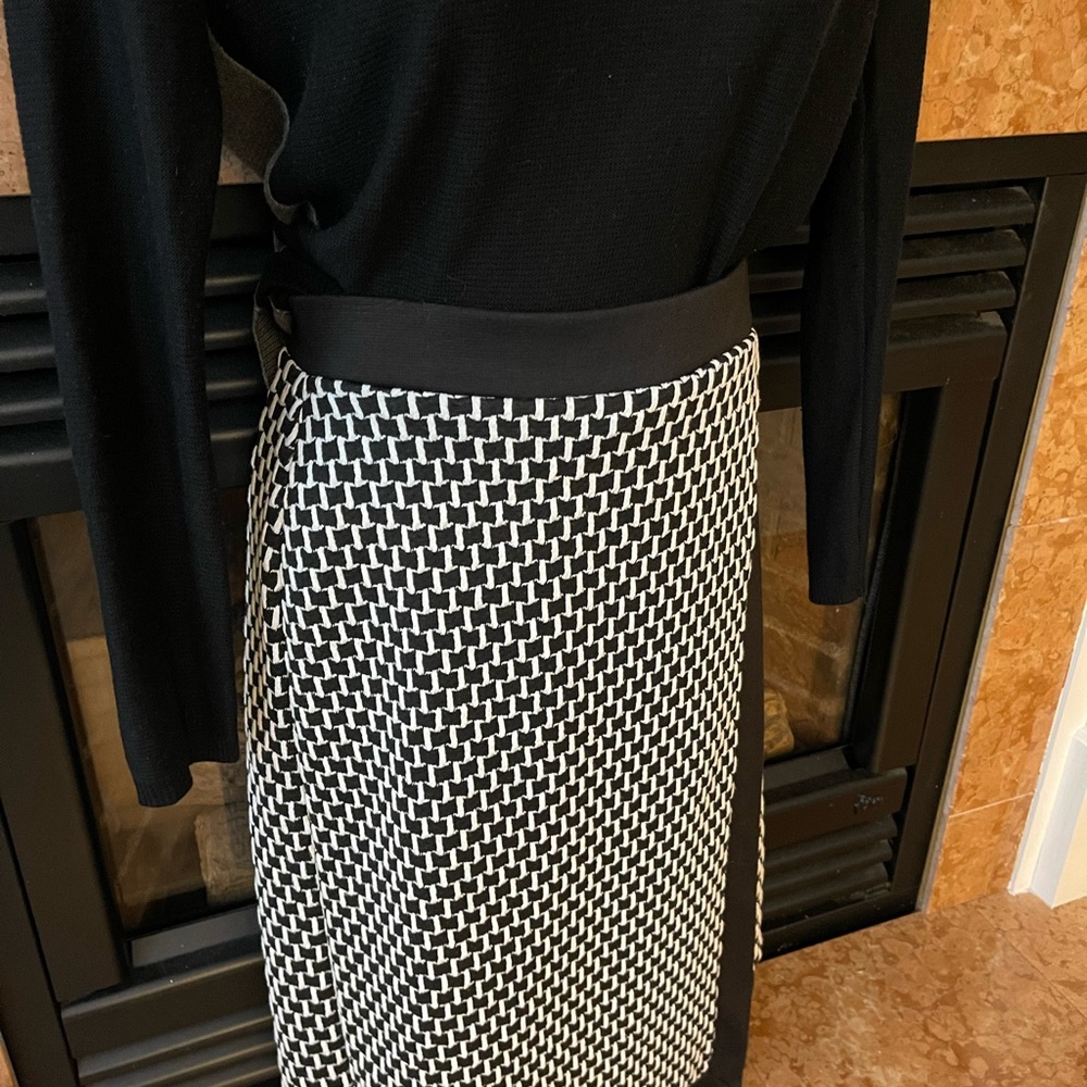 Faith and Joy LA Asymmetrical Skirt - Picture 4 of 10